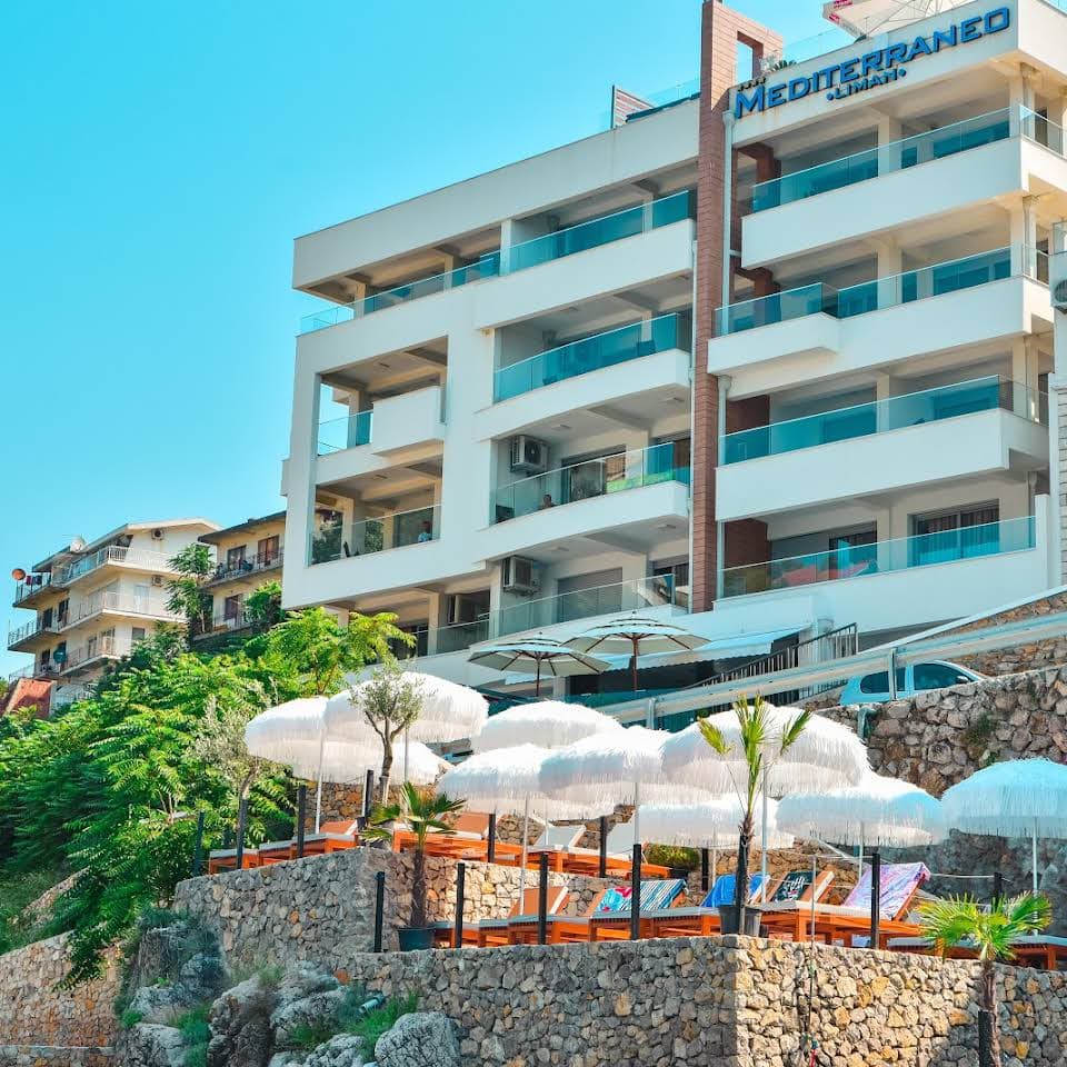 Hotel in Ulcinj - Photo 2