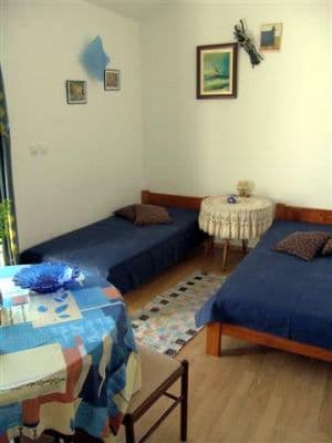 dvokrevetna_soba-na-rosama