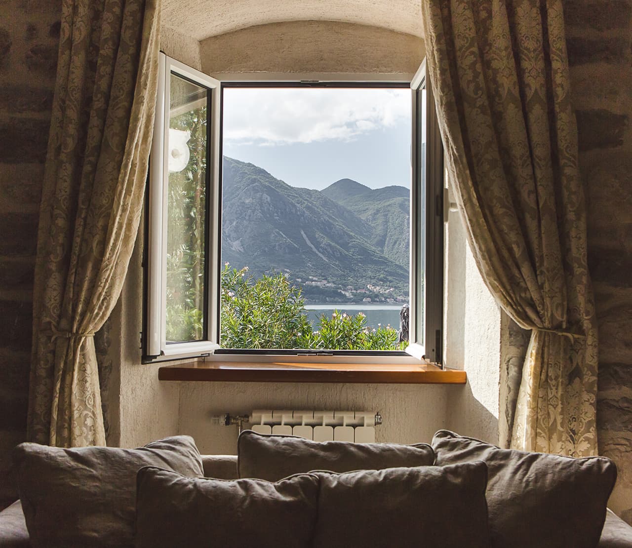 Hotel in Kotor - Photo 0