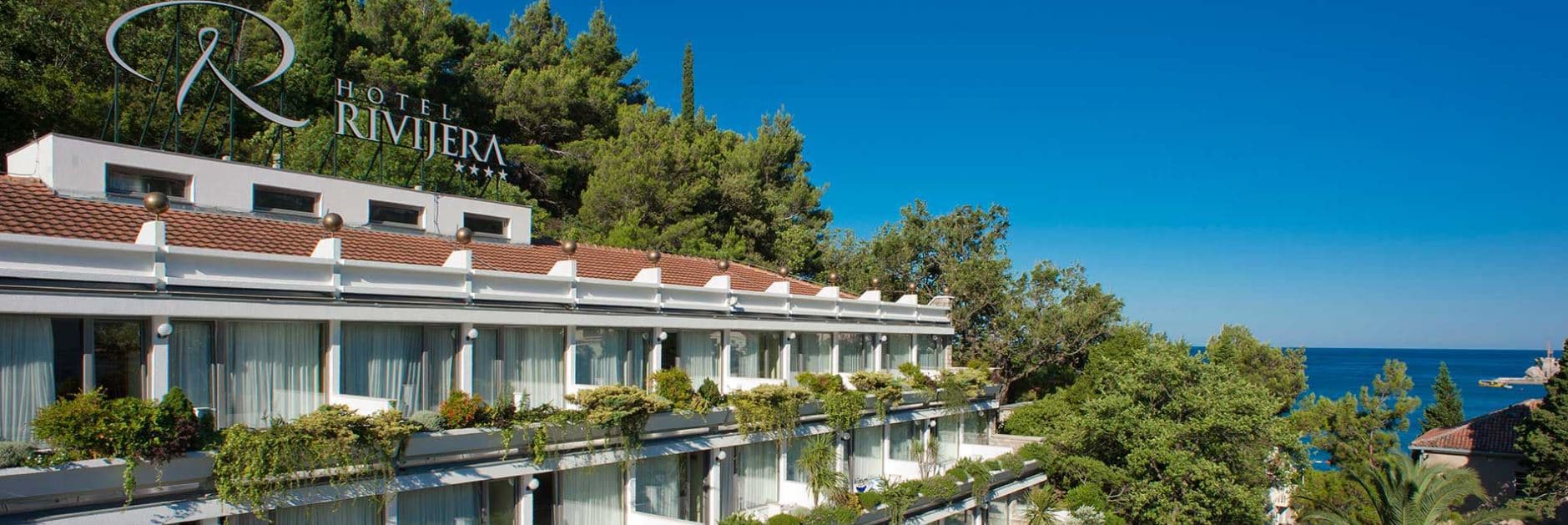 Hotel in Petrovac - Photo 1